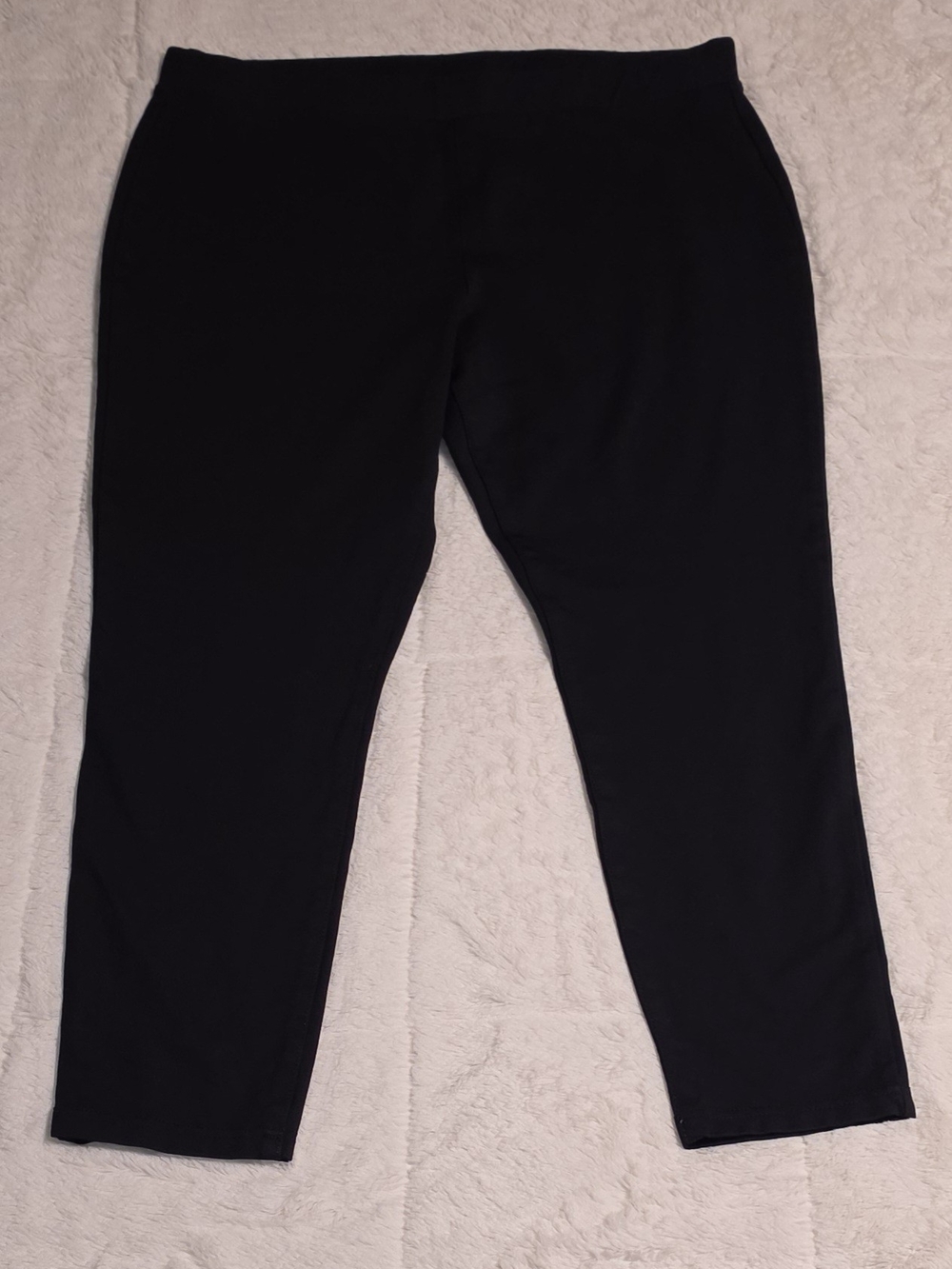 Everyday Straight Leg Pants in Black (o1-53)